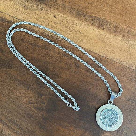 Sterling Silver Aztec Pendant - Picture 2 of 6
